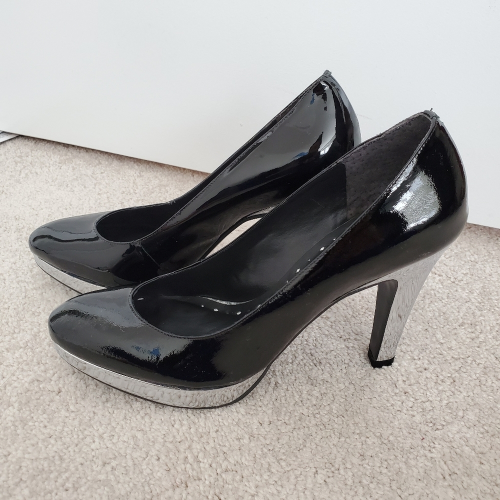 NEW BCBGirls heels size 38